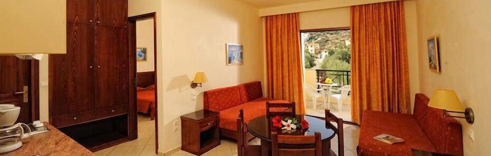 Maria Lambis Aparthotel Stalida Екстериор снимка